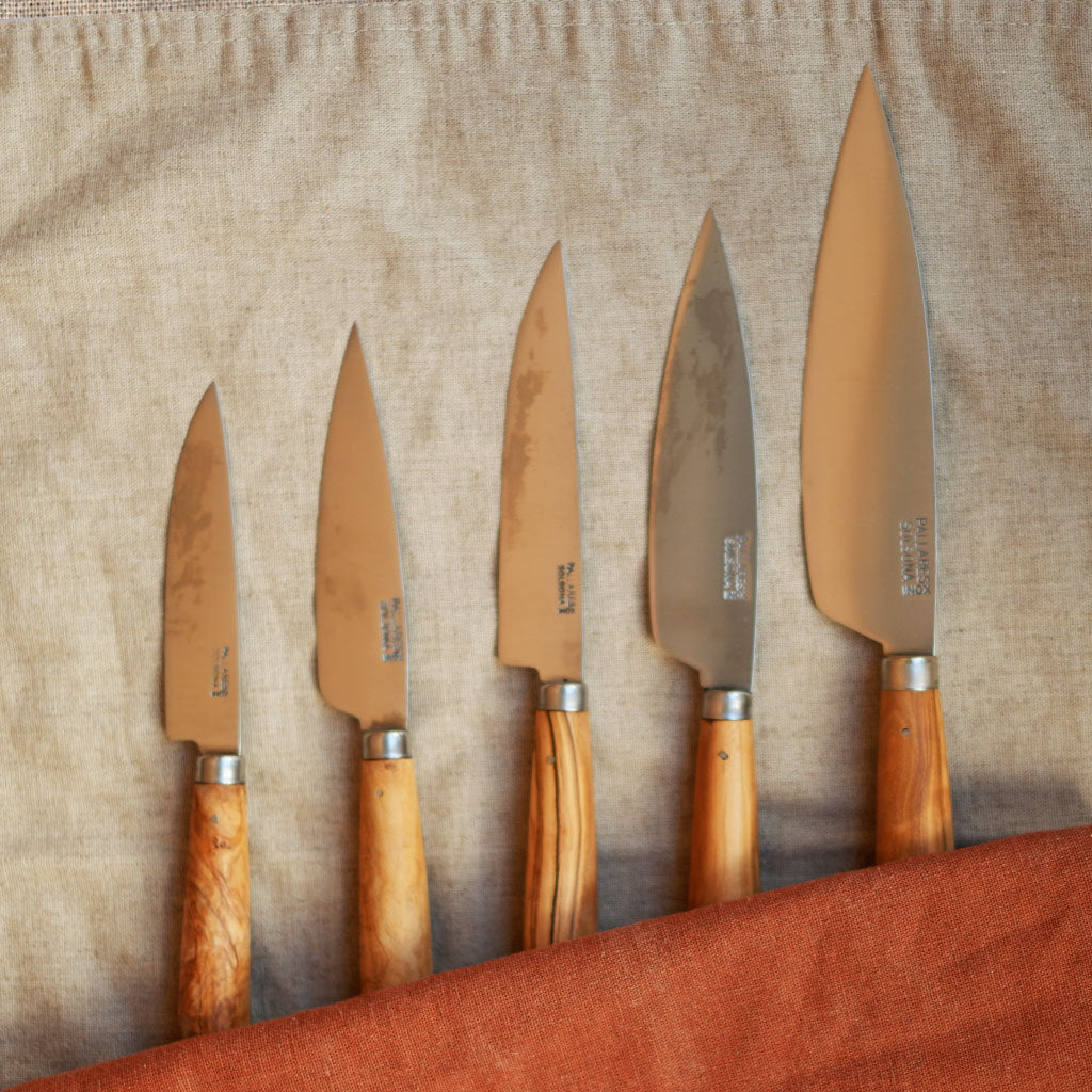 Cuchillos de cocina con mango redondo de olivo Pallarès-