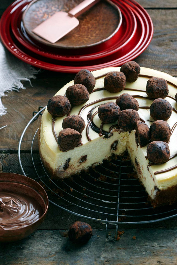 Cheesecake tradicional con remolinos de Nutella (¡y cómo hacer trufas de chocolate!)-Claudia&amp;Julia