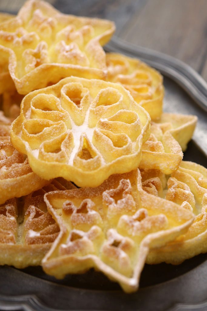 Flores fritas de Carnaval (receta tradicional española)