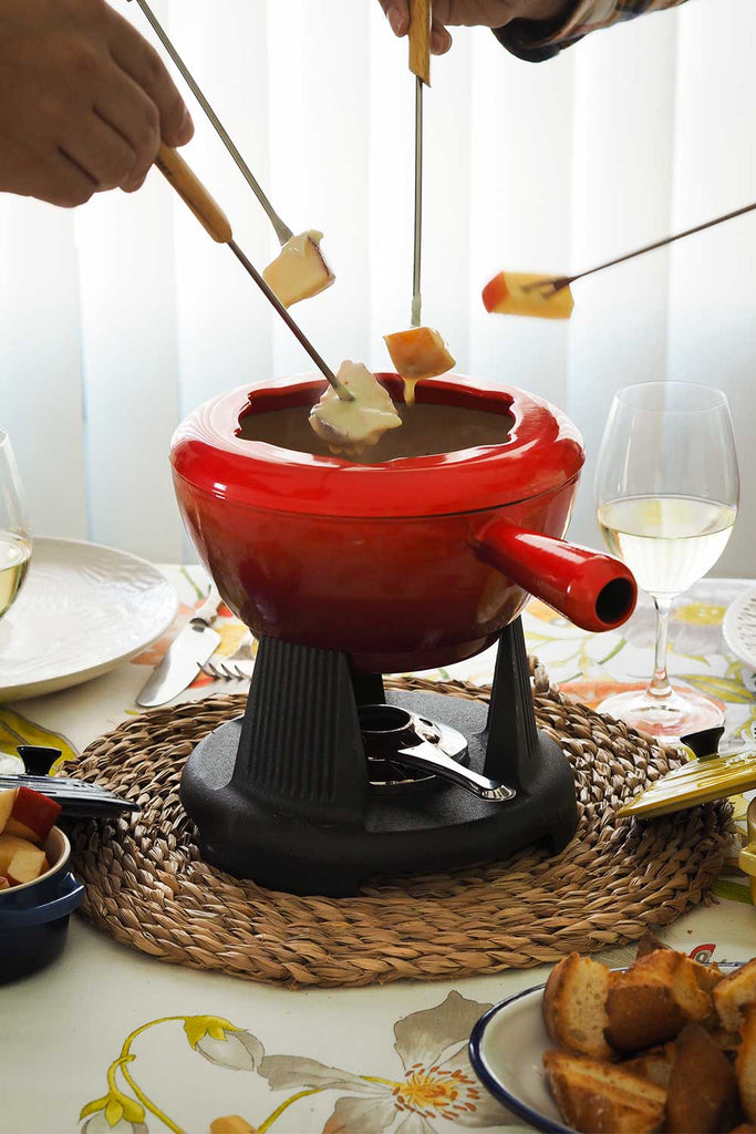 Fondue de queso azul con manzana