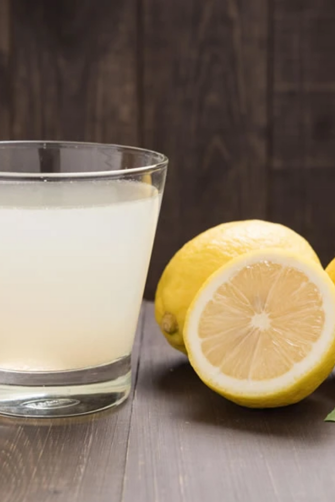 El agua con limón: Por qué te conviene