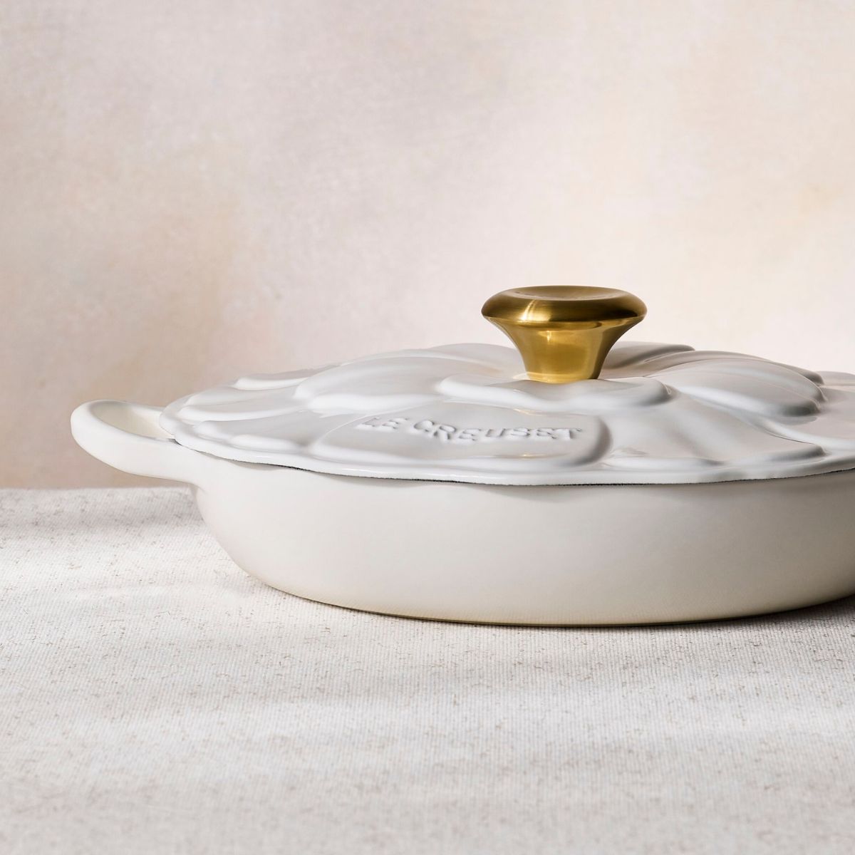 CASSEROLE EN FONTE émaillée vert pomme anis Le Creuset N°20 DN4394 EUR CASSEROLE EN FONTE émaillée vert pomme anis Le Creuset N°20 DN4394 EUR