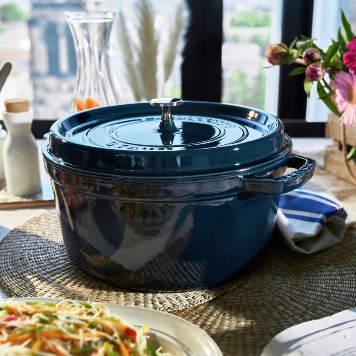 Staub Gusseisen-Cocotte