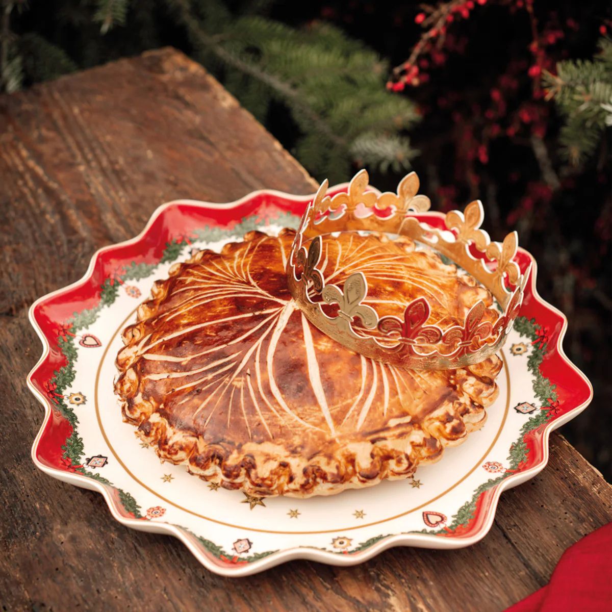 Large Christmas porcelain serving platter Toy's Fantasy Villeroy