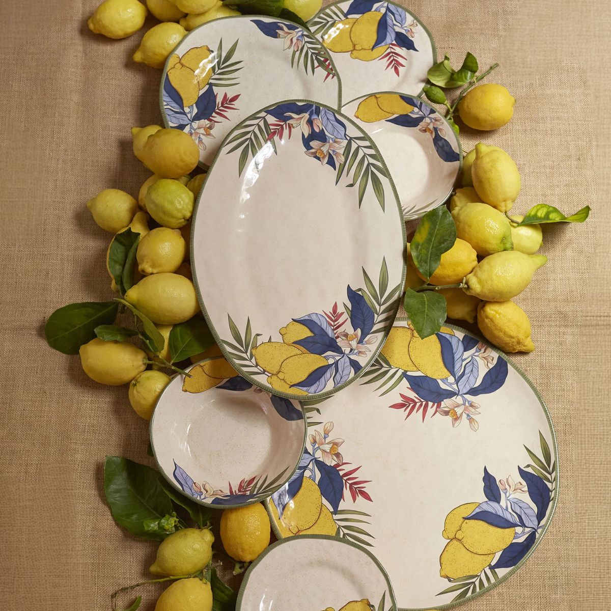 Set de 2 platos planos de melamina Limù Rose & Tulipani – Claudia&Julia