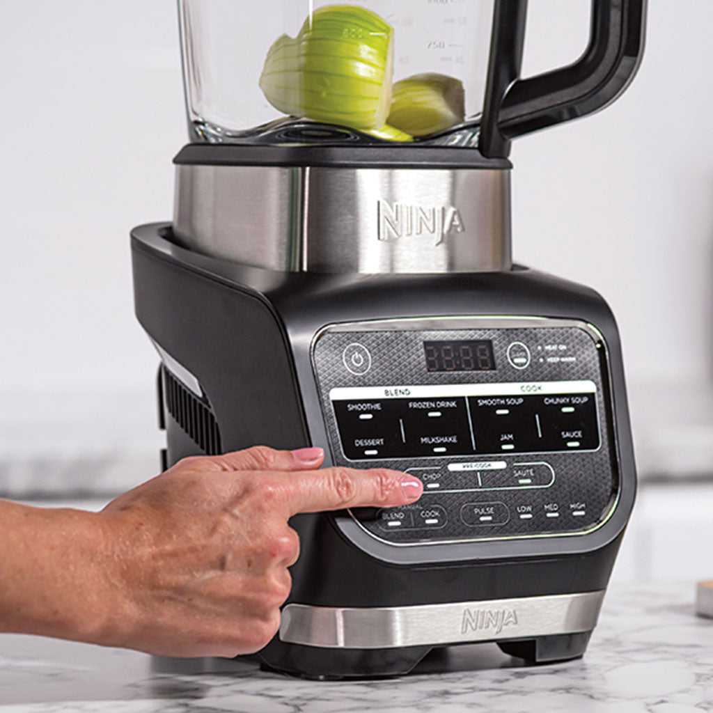Blender and Kitchen Robot for shakes and soups Ninja® - Claudia&Julia