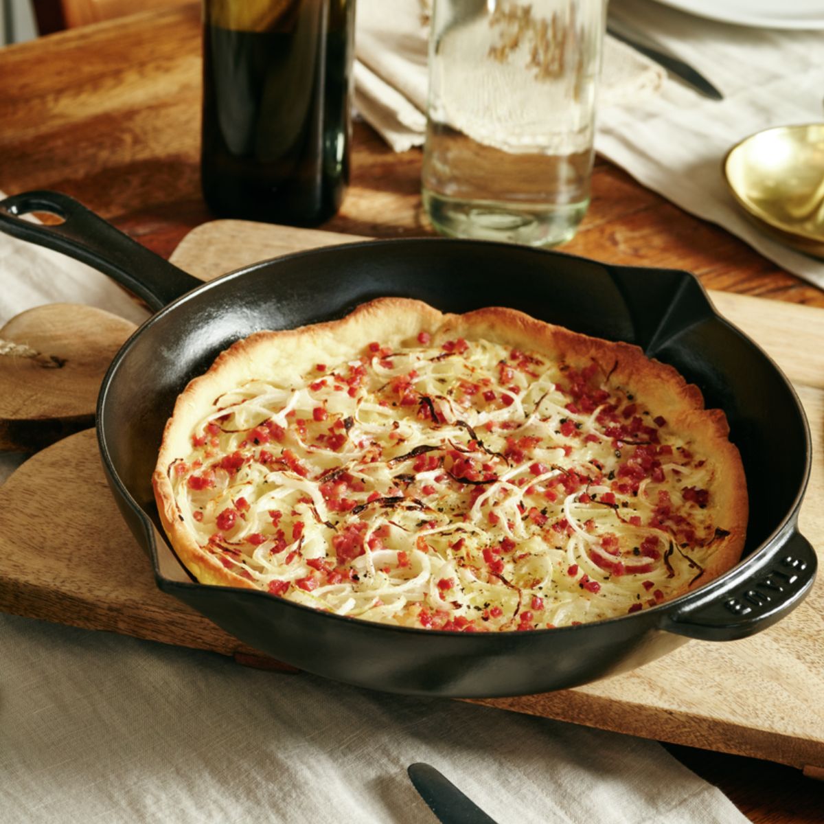 Staub Gusseisen-Bratpfanne