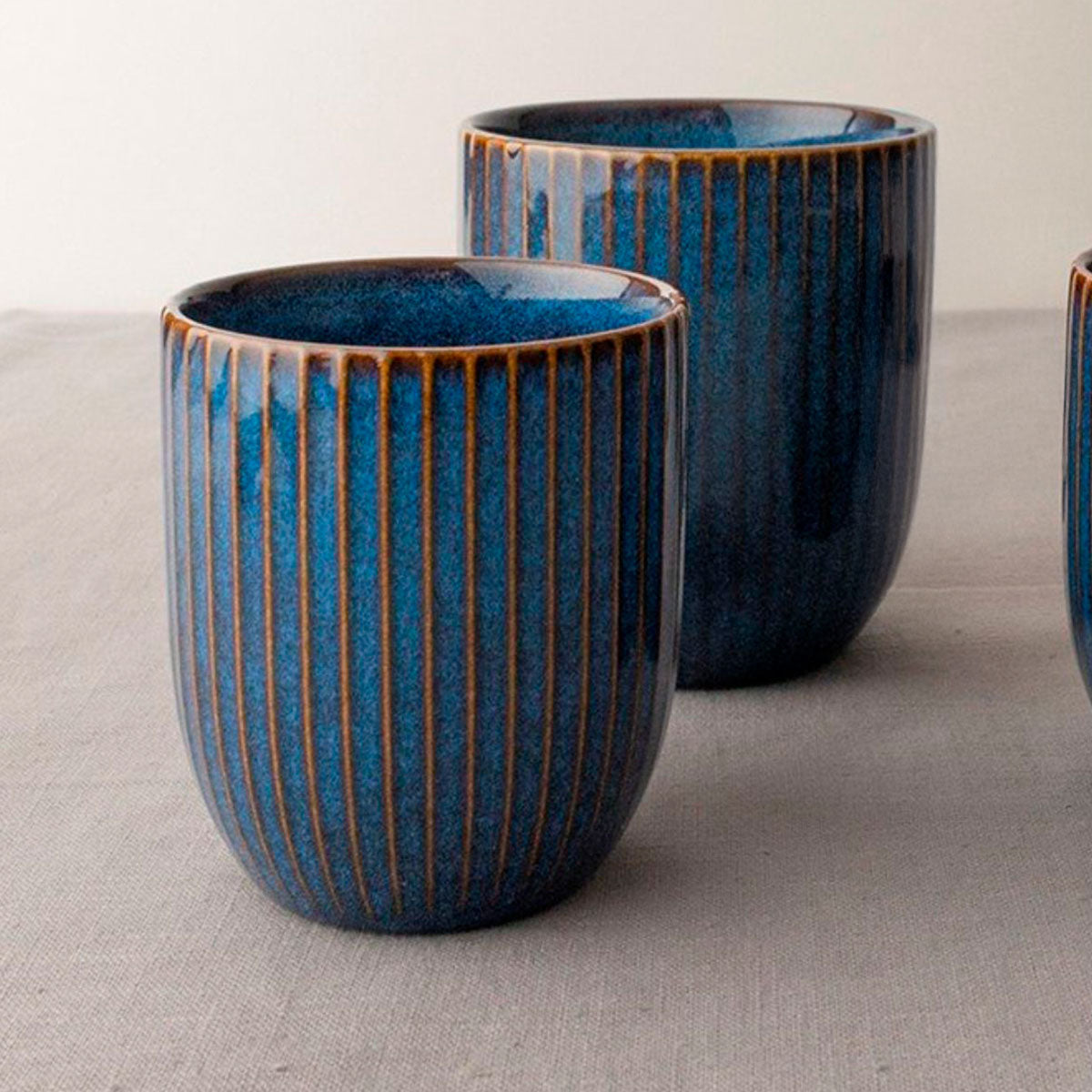 Vase aus Steingut, becherähnlich, ohne Henkel, Sapphire Dutch Rose