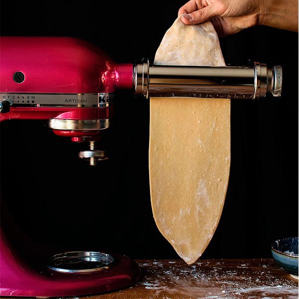  Accesorio de pasta para batidora de pie KitchenAid con 6 formas  diferentes de salida de pasta, accesorio de pasta duradero para mezclador  KitchenAid mezclador accesorios de cocina : Hogar y Cocina