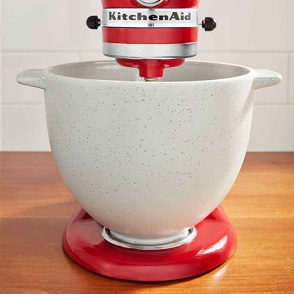 KitchenAid Bread Bowl with Lid - Claudia&Julia