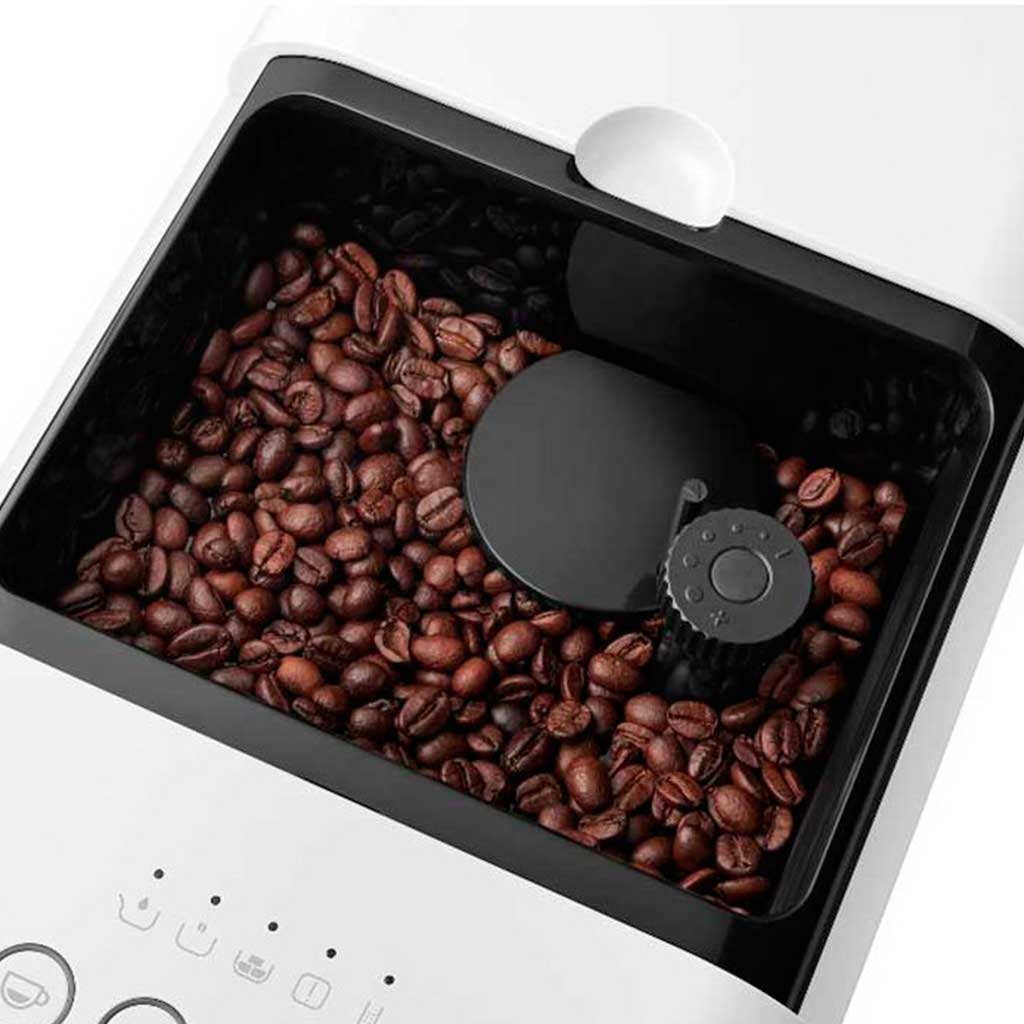 rebaja una cafetera superautomática De'Longhi que prepara 12 bebidas  de café con solo pulsar un botón