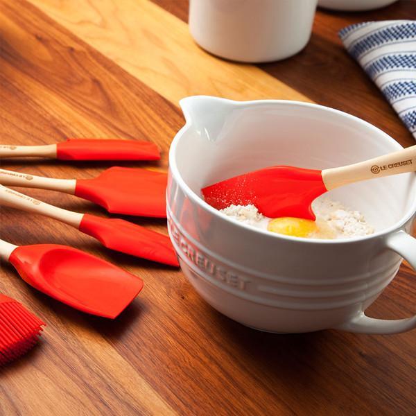 Le Creuset Silicone Pro spatula with wooden handle
