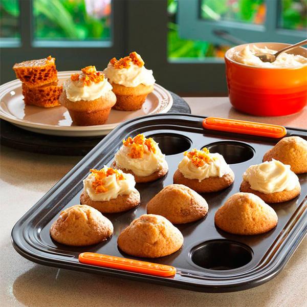 Stampo In Silicone Per Muffin E Cupcake – 12 Fori, Antiaderente, Resistente Al Calore (fino A 220°C), Colore Blu
