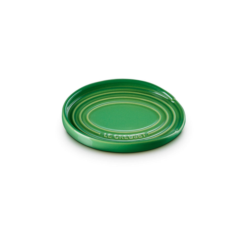 Le Creuset's NEW Oval Spoon Rest is a convenient and helpful worktop piece,  preventing mess and cutting down on time spent clearing up…