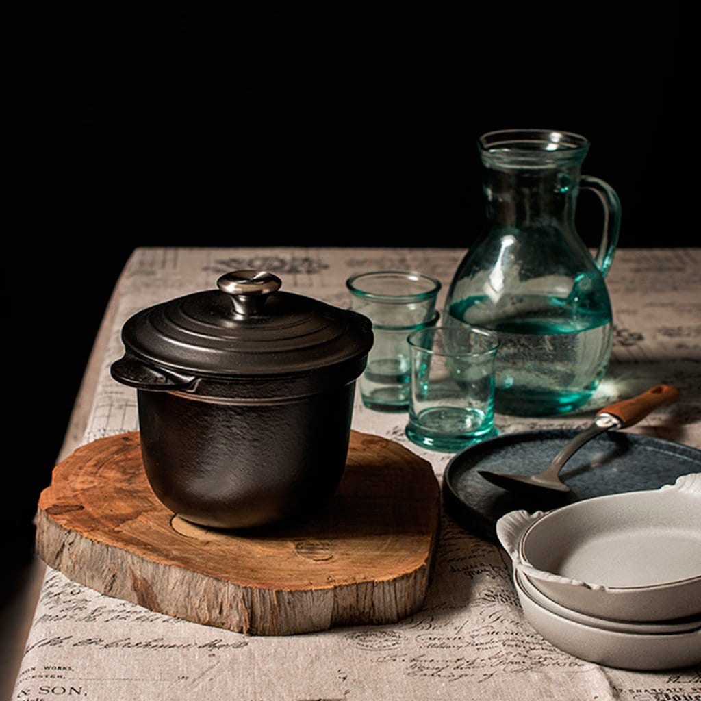 Le Creuset's Noël Collection is pretty perfect and is 20% off right now