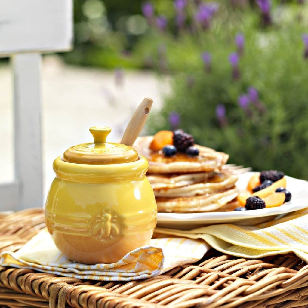 Tarro para miel con cuchara Le Creuset - Claudia&Julia